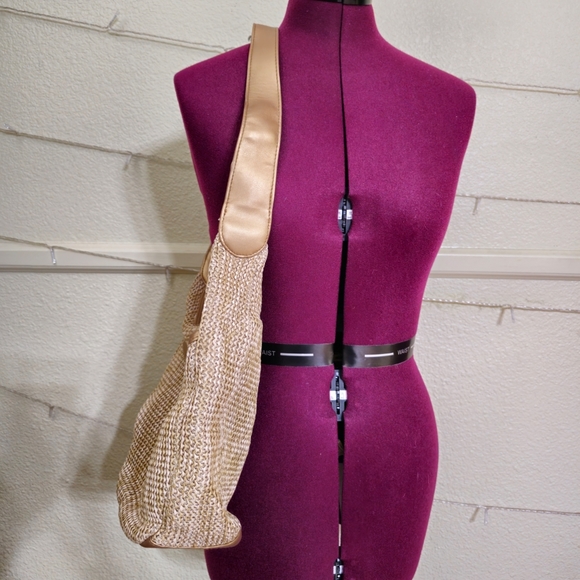 Gold Vintage Carlo D'Santi Woven Oversized Shoulder Purse/Bag with Bamboo Zipper - Picture 2 of 7